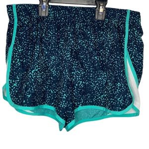 Athletic Shorts-Size Medium-like new-pretty color